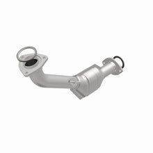 Load image into Gallery viewer, MagnaFlow Direct Fit Catalytic Converter 01 Toyota Tacoma 2.4L Fron