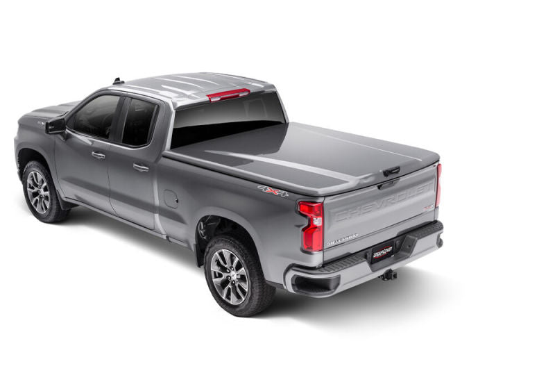 UnderCover 19-20 Chevy Silverado 1500 5.8ft Elite LX Bed Cover - Oakwood Metallic UC1178L-GE0