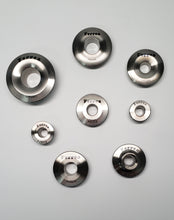 Load image into Gallery viewer, Ferrea VW 2.0T TS Single Spring 7 Deg Pro CNC Intake Titanium Retainer - Set of 8 E11139