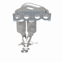 Load image into Gallery viewer, MagnaFlow Direct Fit Catalytic Converter 01-03 Toyota RAV4 2.0L