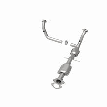 Load image into Gallery viewer, MagnaFlow Direct Fit Catalytic Converter 00-04 S10/Sonoma 4.3L