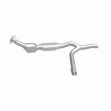 Load image into Gallery viewer, MagnaFlow Direct Fit Catalytic Converter 01-03 Ford F150 5.4L Passenger Side