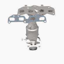 Load image into Gallery viewer, MagnaFlow Direct Fit Catalytic Converter 02-06 Nissan Sentra 2.5L - California
