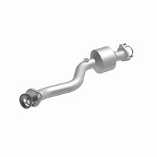 Load image into Gallery viewer, MagnaFlow Direct Fit Catalytic Converter 09-10 Honda Fit 1.5L Rear