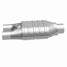 Load image into Gallery viewer, MagnaFlow Universal Catalytic Converter 2/3 D/S Single O2 Boss