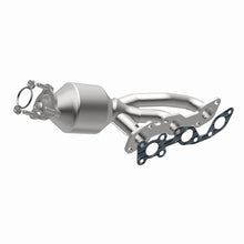 Load image into Gallery viewer, MagnaFlow Direct Fit Catalytic Converter 01-04 Frontier Manifold Passenger Side 3.3L