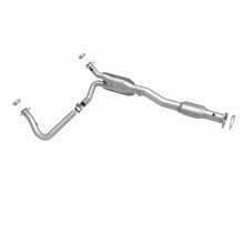 Load image into Gallery viewer, MagnaFlow Direct Fit Catalytic Converter Chevy Astro 00-04 4.3L