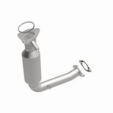 Load image into Gallery viewer, MagnaFlow Direct Fit Catalytic Converter 2000 and 2002 Ford Focus 2.0