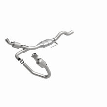Load image into Gallery viewer, MagnaFlow Direct Fit Catalytic Converter 01-03 Dakota 3.9/5.9L