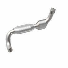 Load image into Gallery viewer, MagnaFlow Direct Fit Catalytic Converter 99 Ford F-150 4.6L