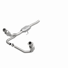 Load image into Gallery viewer, MagnaFlow Direct Fit Catalytic Converter 00-03 Dodge Dakota 2WD 4.7L