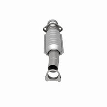 Load image into Gallery viewer, MagnaFlow Direct Fit Catalytic Converter 04 Toyota Sienna 3.3L
