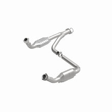 Load image into Gallery viewer, MagnaFlow DF Cat Conv 07-09 Chevrolet/GMC Silverado/Sierra 2500 HD 6.0L Y-Pipe Assy excludes Classic