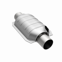 Load image into Gallery viewer, MagnaFlow Universal Catalytic Converter 2.25 W/Dual O2 Boss