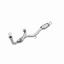 Load image into Gallery viewer, MagnaFlow Direct Fit Catalytic Converter 97-98 Toyota Avalon Camry 3