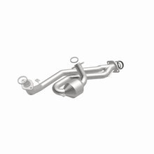 Load image into Gallery viewer, MagnaFlow Direct Fit Catalytic Converter 01-03 Toyota Sienna 3.0L fr