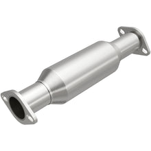Load image into Gallery viewer, MagnaFlow Direct Fit Catalytic Converter 97-98 Mitsu Diamante 3.5L