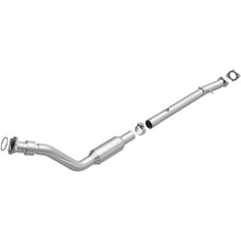 Load image into Gallery viewer, MagnaFlow Direct Fit Catalytic Converter 2001 Venture 3.4L OEM
