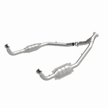 Load image into Gallery viewer, MagnaFlow Direct Fit Catalytic Converter 94-95 Disc./Defender 3.9L