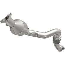 Load image into Gallery viewer, MagnaFlow Direct Fit Catalytic Converter 2007-2010 Q7 V6 3.6 OEM Underbody