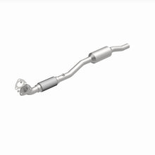 Load image into Gallery viewer, MagnaFlow Direct Fit Catalytic Converter 2008 Astra L4 1.8 OEM Underbody