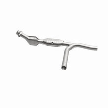 Load image into Gallery viewer, MagnaFlow Direct Fit Catalytic Converter 01-04 Ford F-150 4.2L 2wd