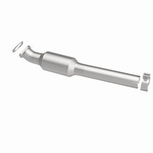 Load image into Gallery viewer, MagnaFlow Direct Fit Catalytic Converter 2017 Fusion L4 2 OEM Close Coupled