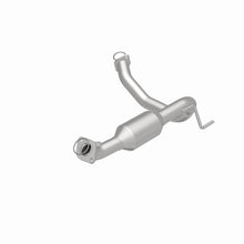 Load image into Gallery viewer, MagnaFlow Direct Fit Catalytic Converter 10-12 Toy FJ/4Runner 4.0L