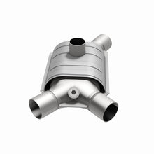 Load image into Gallery viewer, MagnaFlow Universal Catalytic Converter 2 Subaru