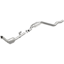 Load image into Gallery viewer, MagnaFlow Direct Fit Catalytic Converter 2003 ML350 3.7L Underbody