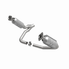 Load image into Gallery viewer, MagnaFlow Direct Fit Catalytic Converter Dakota 05-06 6 3.7L