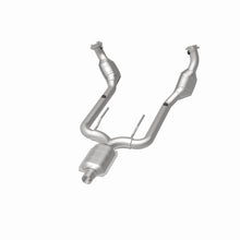 Load image into Gallery viewer, MagnaFlow Direct Fit Catalytic Converter Thunderbird-Cougar 95-96