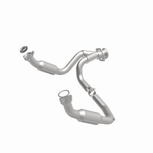 Load image into Gallery viewer, MagnaFlow Direct Fit Catalytic Converter 2007-2008 Cadillac Escalade 6.2L