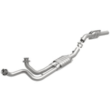 Load image into Gallery viewer, MagnaFlow Direct Fit Catalytic Converter 1996 Ford E-150 4.9L