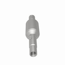 Load image into Gallery viewer, MagnaFlow Direct Fit Catalytic Converter 96-98 Jeep Grand Cherokee Underbody