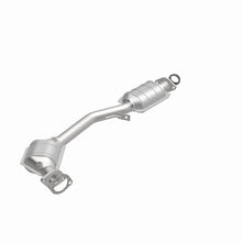 Load image into Gallery viewer, MagnaFlow Direct Fit Catalytic Converter 99-02 Forester 2.5L OEM