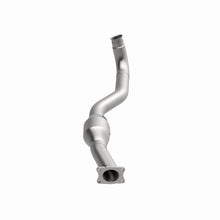 Load image into Gallery viewer, MagnaFlow Direct Fit Catalytic Converter01-05 GM Silv/Sierra 6.6L