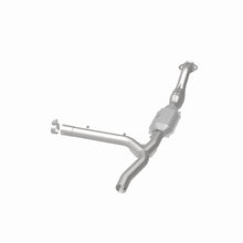 Load image into Gallery viewer, MagnaFlow Direct Fit Catalytic Converter 97-98 Ford Trucks 4.6L