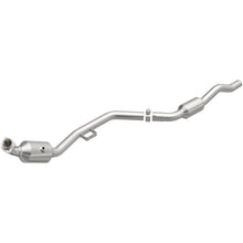Load image into Gallery viewer, MagnaFlow Direct Fit Catalytic Converter OEM 2007 Mercedes-Benz E350 Underbody - 69.125in Length 5411666