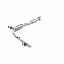 Load image into Gallery viewer, MagnaFlow Direct Fit Catalytic Converter 00-04 Astro 4.3L