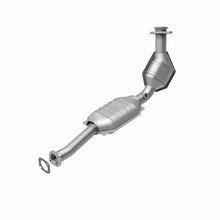 Load image into Gallery viewer, MagnaFlow Direct Fit Catalytic Converter 03-07 Ford-Mercury Driver Side