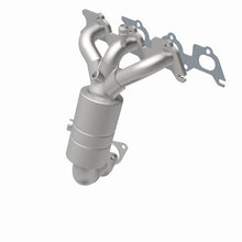 Load image into Gallery viewer, MagnaFlow DF Cat Conv 07-11 Chrysler Sebring 2.7L Rr Manifold/08-10 Dodge Avenger 2.7L Rear Manifold