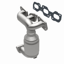 Load image into Gallery viewer, MagnaFlow Direct Fit Catalytic Converter Contour 95-00 2.5L Front MF