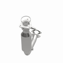 Load image into Gallery viewer, MagnaFlow Direct Fit Catalytic Converter 2000 and 2002 Ford Focus 2.0