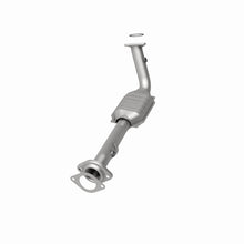 Load image into Gallery viewer, MagnaFlow Direct Fit Catalytic Converter 03-06 Silverado SS Passenger Side OEM