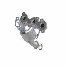 Load image into Gallery viewer, MagnaFlow Direct Fit Catalytic Converter 04-06 Toyota Sienna 3.3L