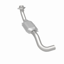 Load image into Gallery viewer, MagnaFlow Direct Fit Catalytic Converter 03-05 Ford Expedition/05-06 Lincoln Navigator 5.4L D/S