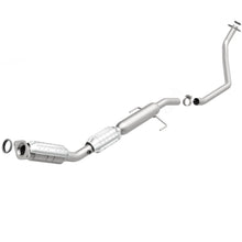 Load image into Gallery viewer, MagnaFlow Direct Fit Catalytic Converter California 09-11 Toyota Corolla / Matrix L4-1.8LGAS