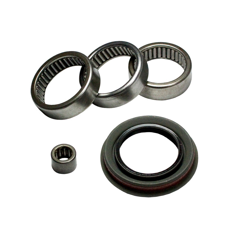 Yukon Gear Left / Right / and intermediate Axle Pilot Bearings and Seal Kit For 7.25in IFS Chrysler - GTR Auto