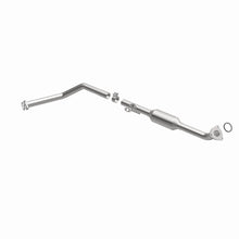 Load image into Gallery viewer, MagnaFlow Direct Fit Catalytic Converter OEM 2001-2004 Toyota Sequoia Underbody